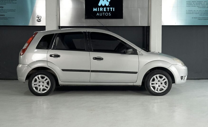 FORD FIESTA 1.6 AMBIENTE 5PTAS C/GNC 2003