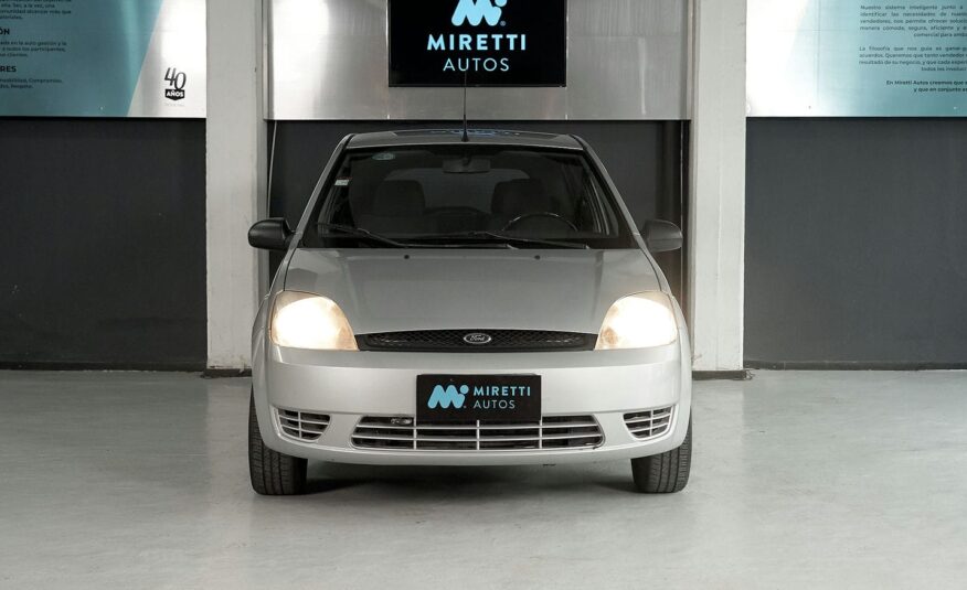 FORD FIESTA 1.6 AMBIENTE 5PTAS C/GNC 2003