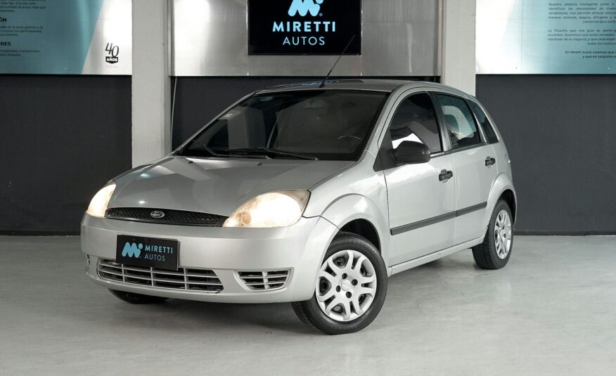 FORD FIESTA 1.6 AMBIENTE 5PTAS C/GNC 2003